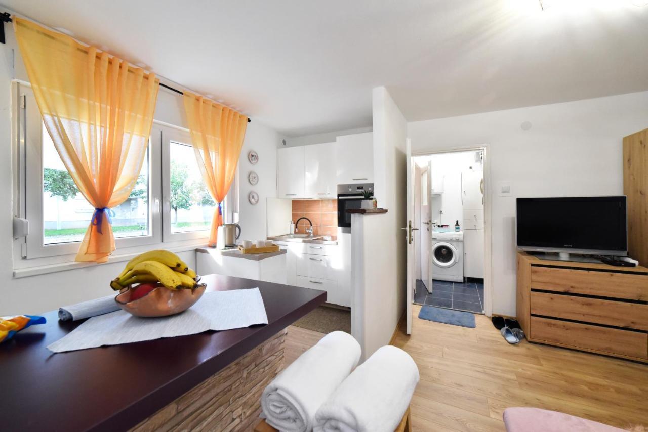 Studio Apartment Aneta Zagreb Luaran gambar