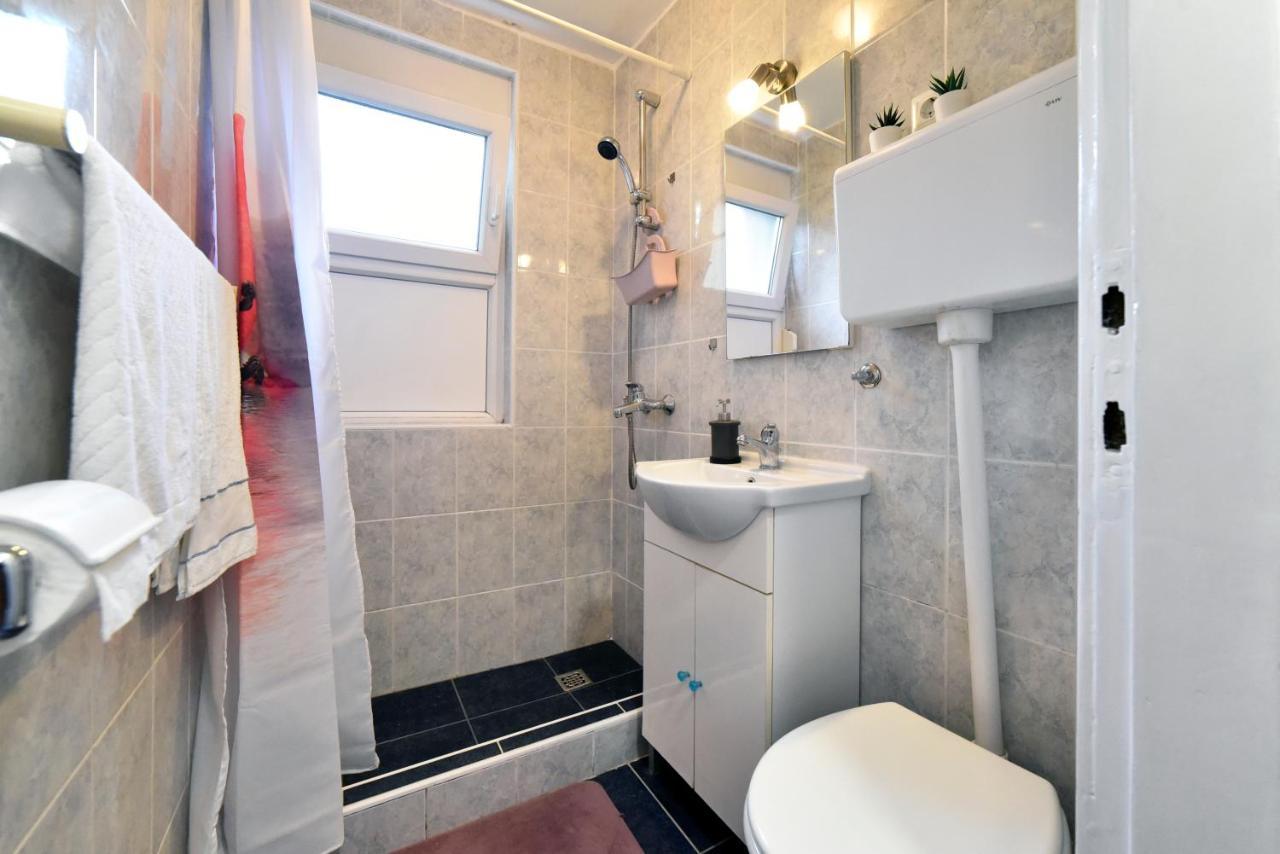 Studio Apartment Aneta Zagreb Luaran gambar